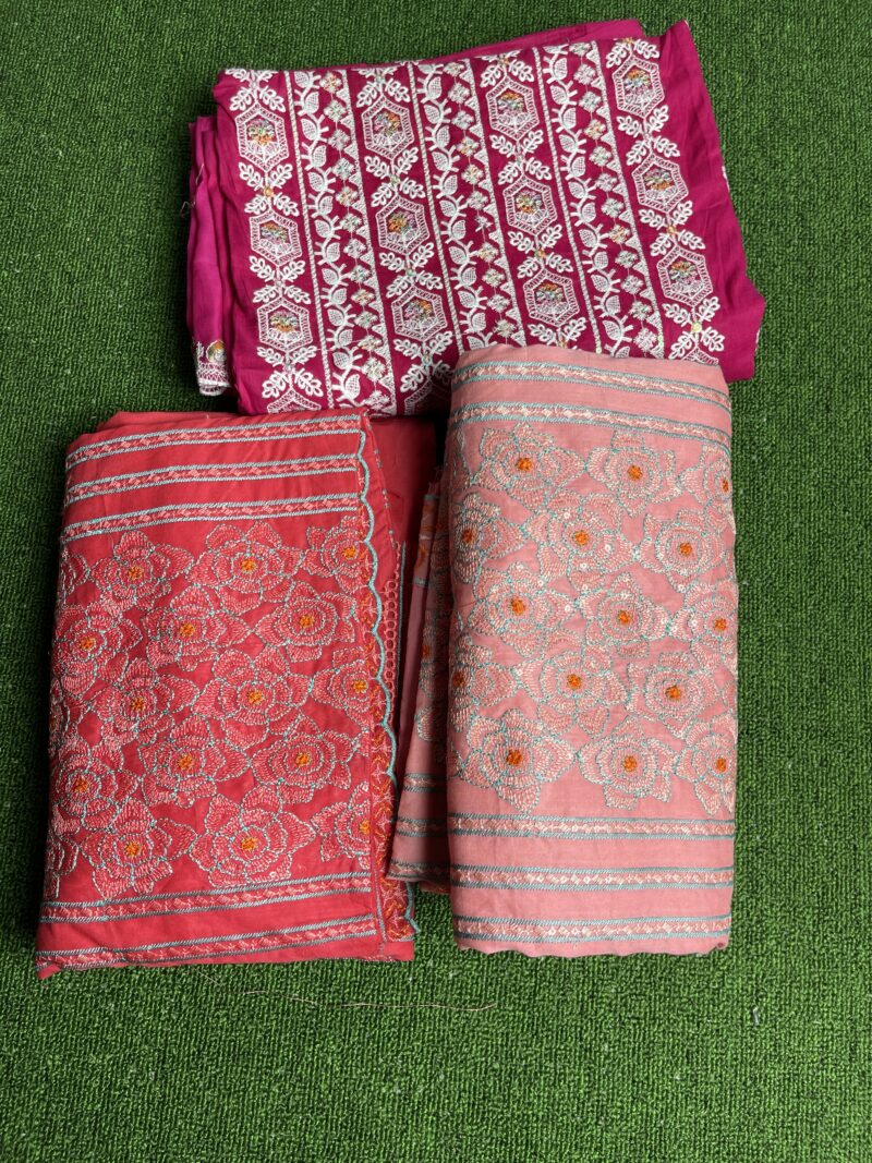 🌸 Luxurious Deep Pink Embroidered Three-Piece Suit.